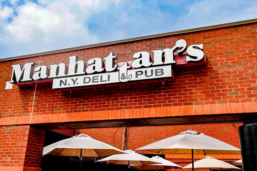 Manhattan's Ny Deli And Pub